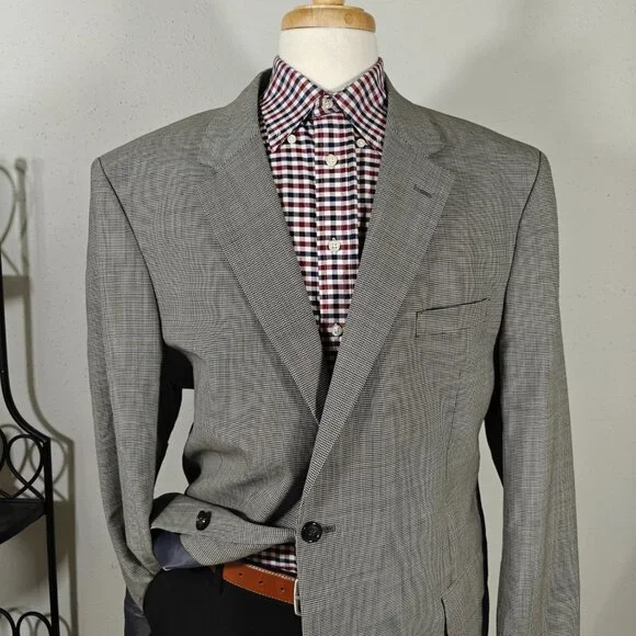 JOS A BANK Men's‎ Sport Coat Blazer Two Button Gray Houndstooth Wool Size 42L